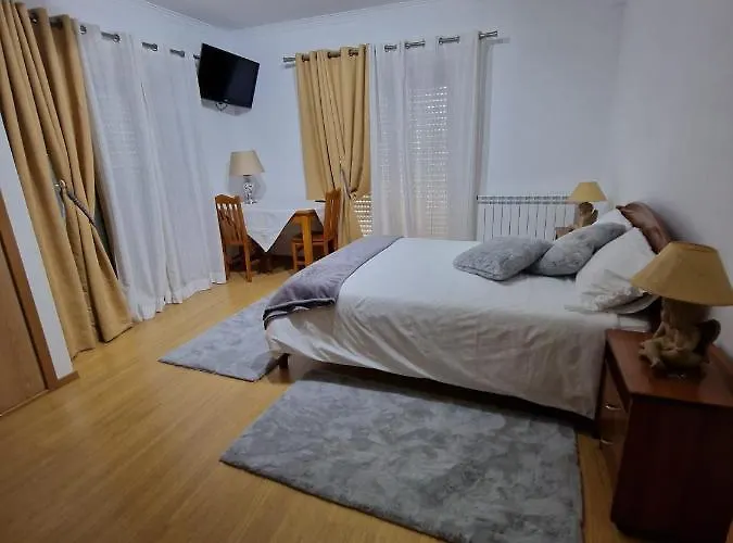 Recanto Da Serra - Local Casa de hóspedes 4*